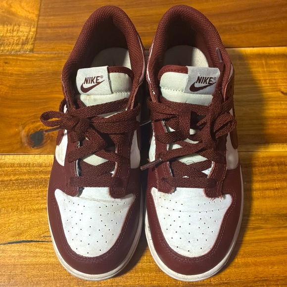 Nike Kids' Burgundy and White Sneakers✨ - Picture 10 of 10